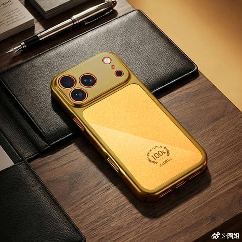 黄金手机壳，100g加上iPhone的重量，妥妥的板砖，锻炼身体，增强体质，值～