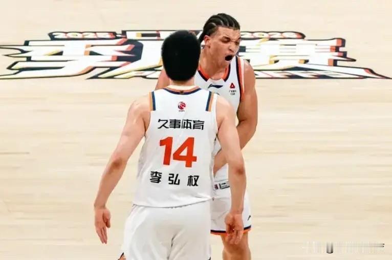 CBA季后赛半决赛，上海99-85大逆转北京，大比分3-1晋级总决赛。40分钟的