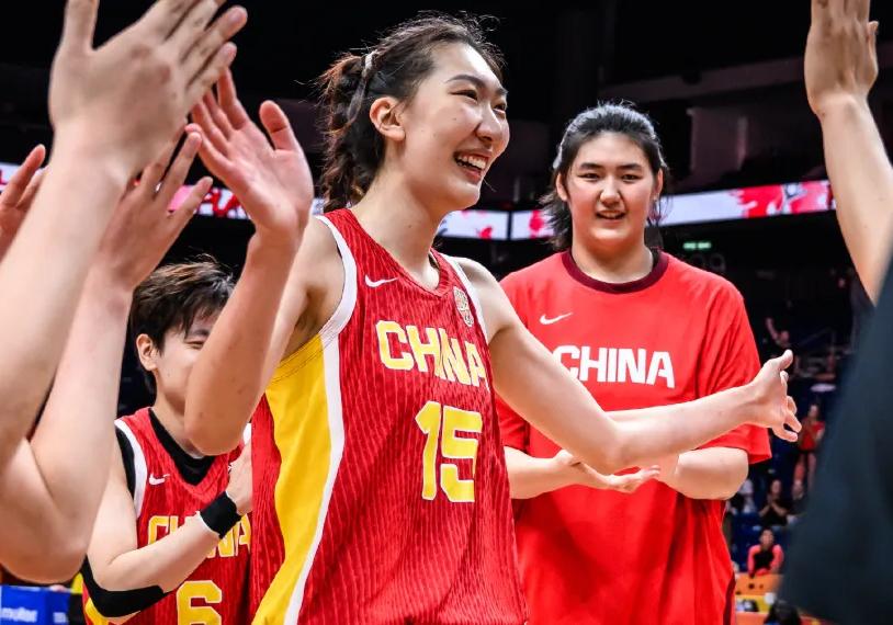 奖金分配拆解：核心球员到手仅十余万
 
本届女篮世界杯，外界预估全队整体奖金规模