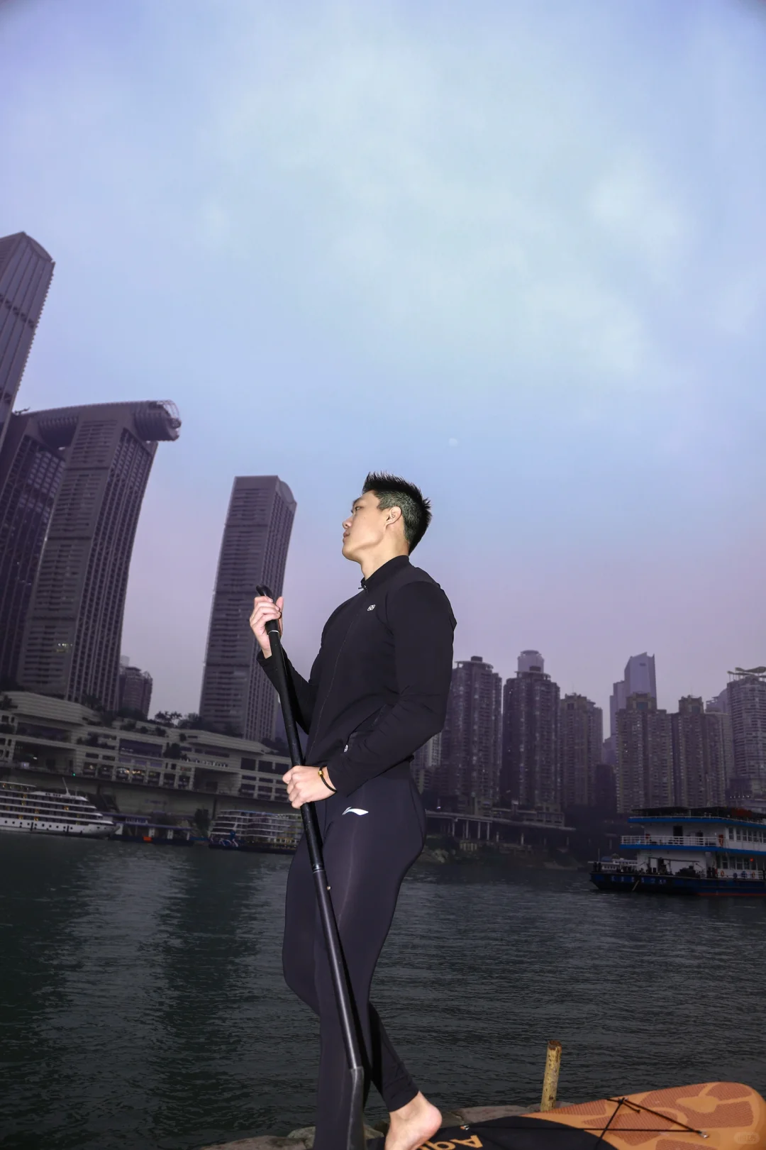 桨板初体验，水都不敢下💦