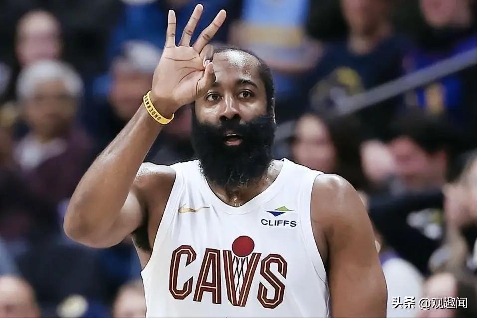 历史级纪录！
哈登连续17个赛季进季后赛，现役独一份。
骑士赢勇士，直接锁季后赛