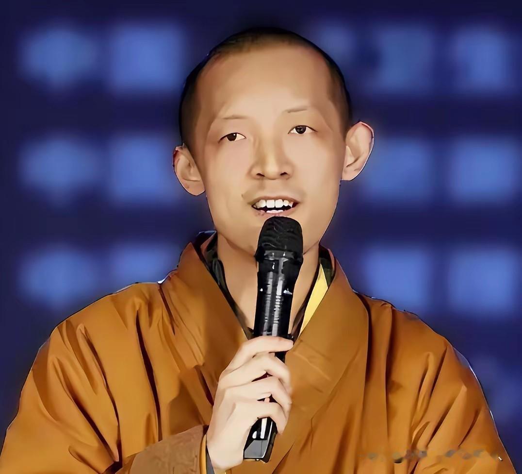 同样是学数学的，一个出家做了和尚又还俗，网上做了人生导师。一个远涉重洋，负芨欧美