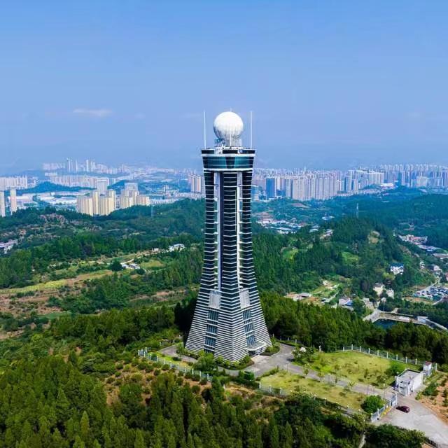 气象对三峡工程建设至关重要。当年三峡省气象局的筹建，国家气象局支持有力、行动迅速