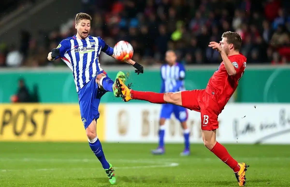 团团看足球⚽内部通道：德乙009 方向：客胜年龄：0-2 0-3 1-2数量：2