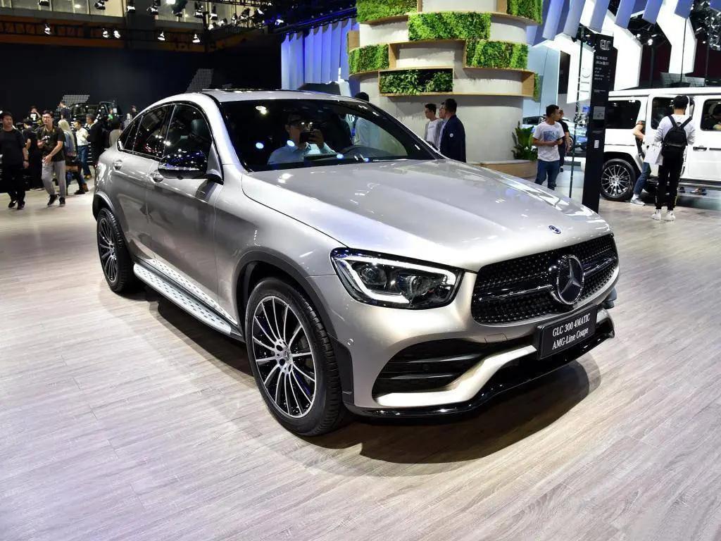 你说的正是 2026款奔驰GLC：
 
- 官方顶配价：46.28万元（GLC 