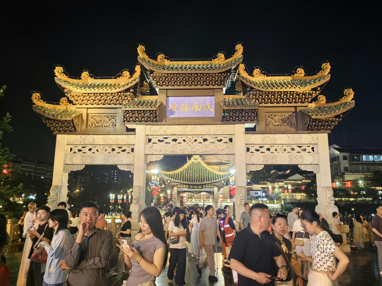 永励精密开盘34元，被市场严重低估。
    今天永励精密登陆北交所，没有出现主