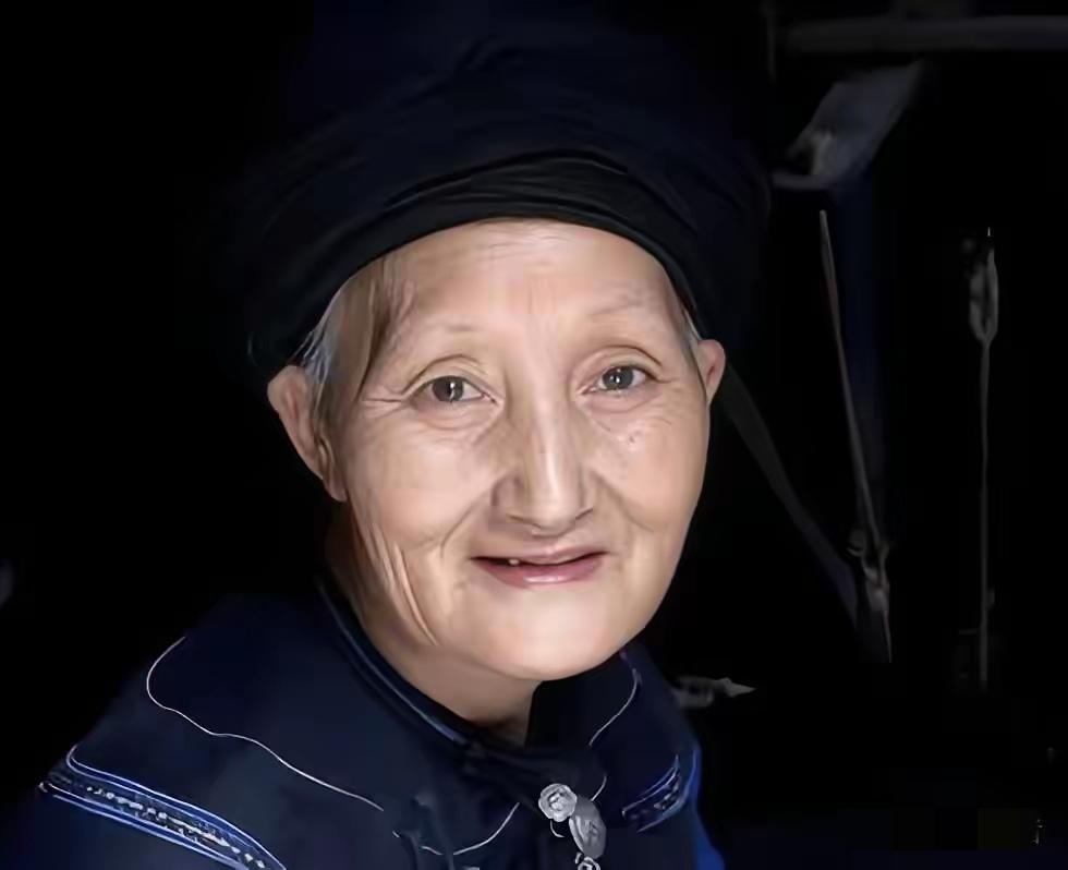 她是湖南“最后一个压寨夫人”，为土匪生下8个子女，94岁仍美艳动人

​​湖南花