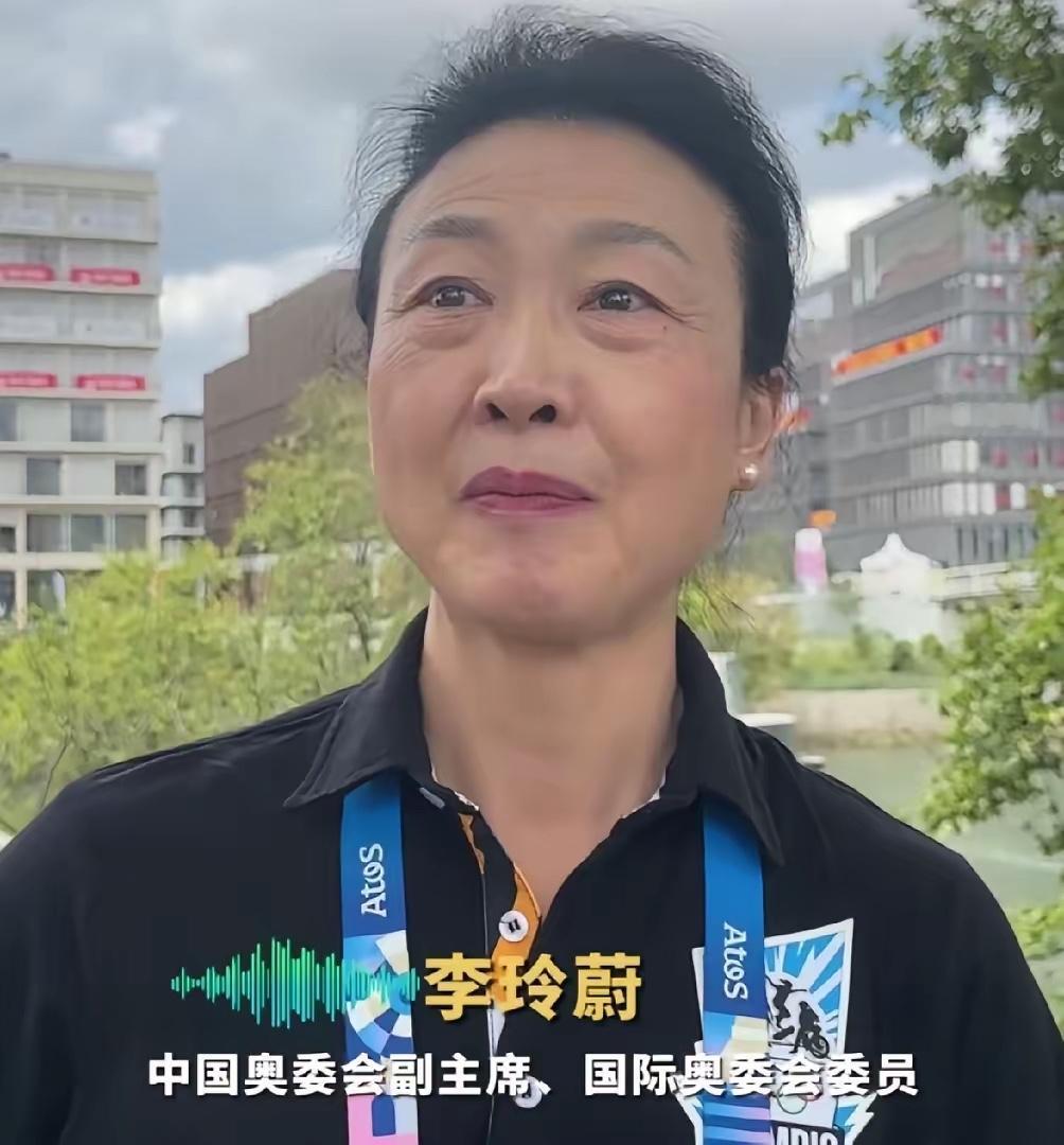 名古屋亚运会给莎莎颁奖，并说洛杉矶奥运会希望能给莎莎颁奖的那位中年女性，竟然是当