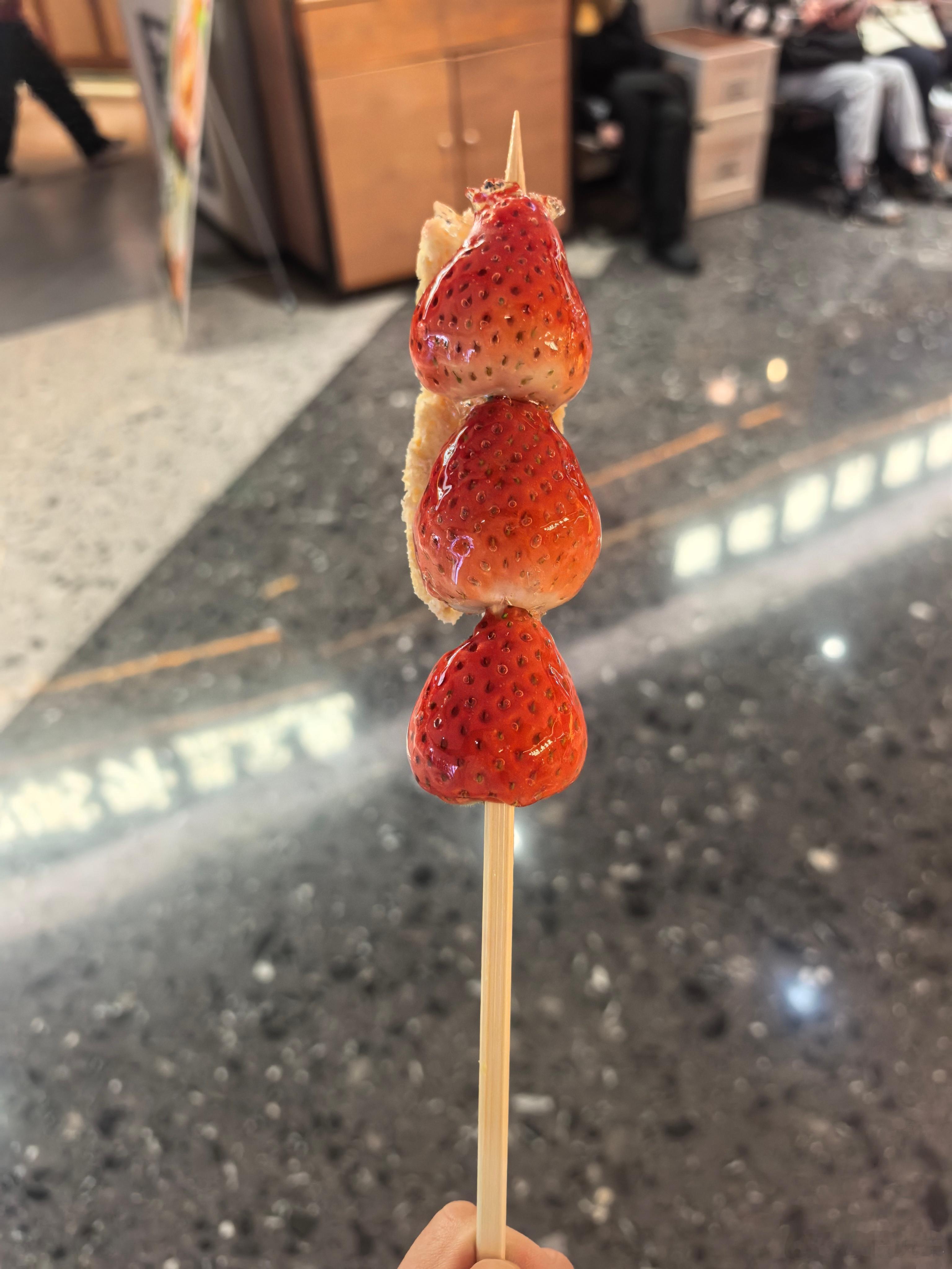 这一根居然25块钱，买到糖葫芦刺客了