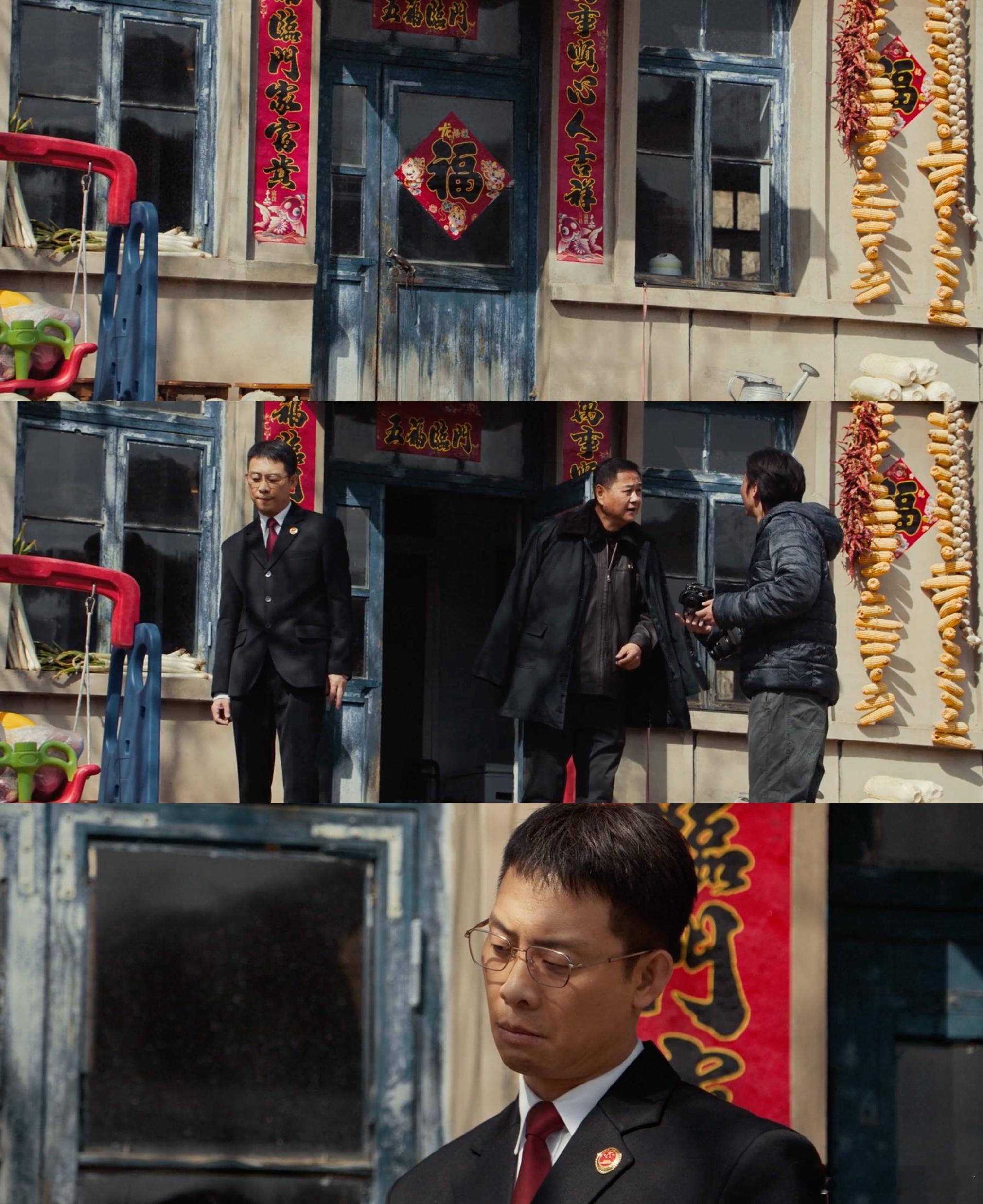 张译生活化演技以法之名嘿，张译在《以法之名》里演的洪亮，每个细节都充满生活气息。