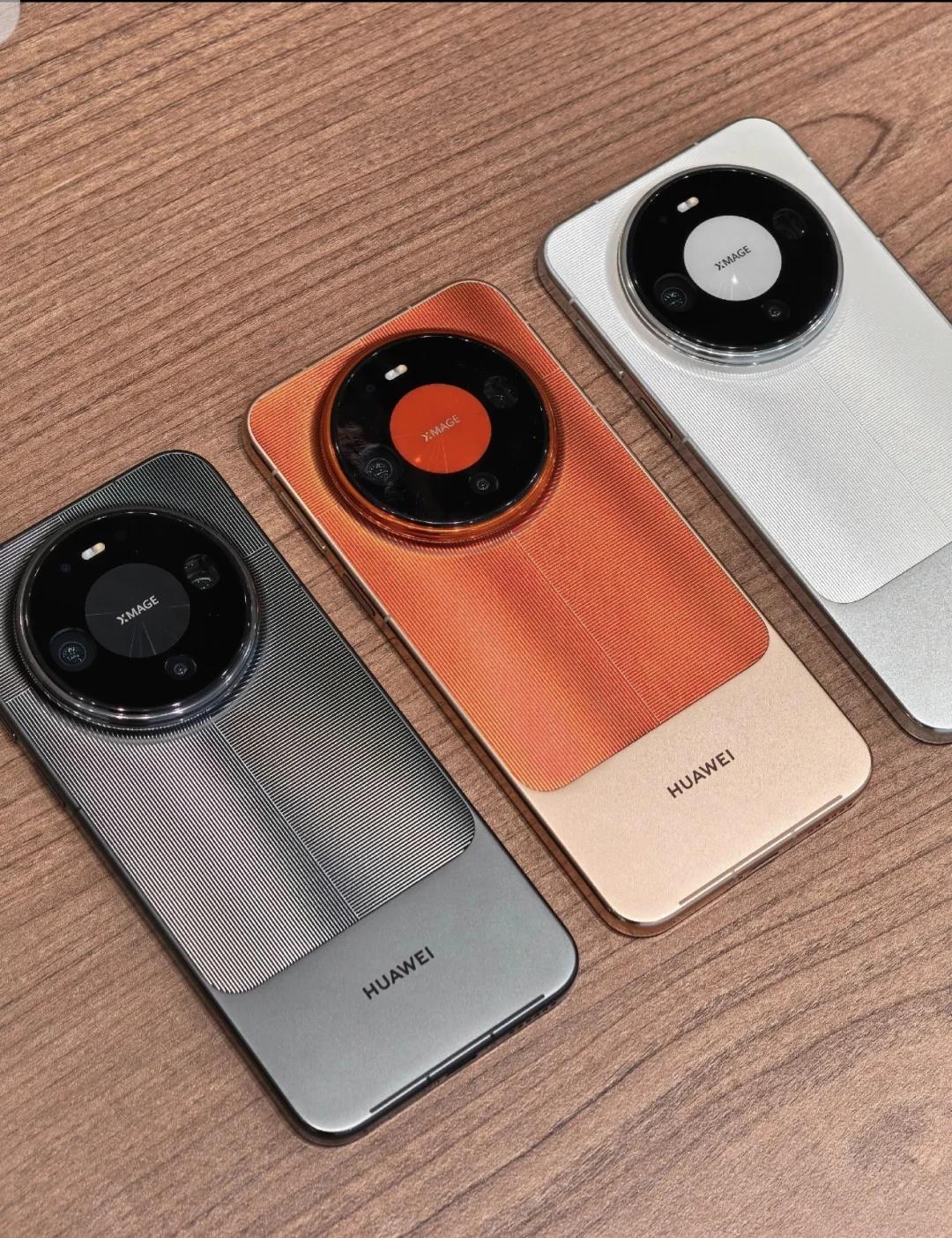 Mate90系列全套配色集合
Mate90系列全套配色集合
纹理后盖高级感拉满