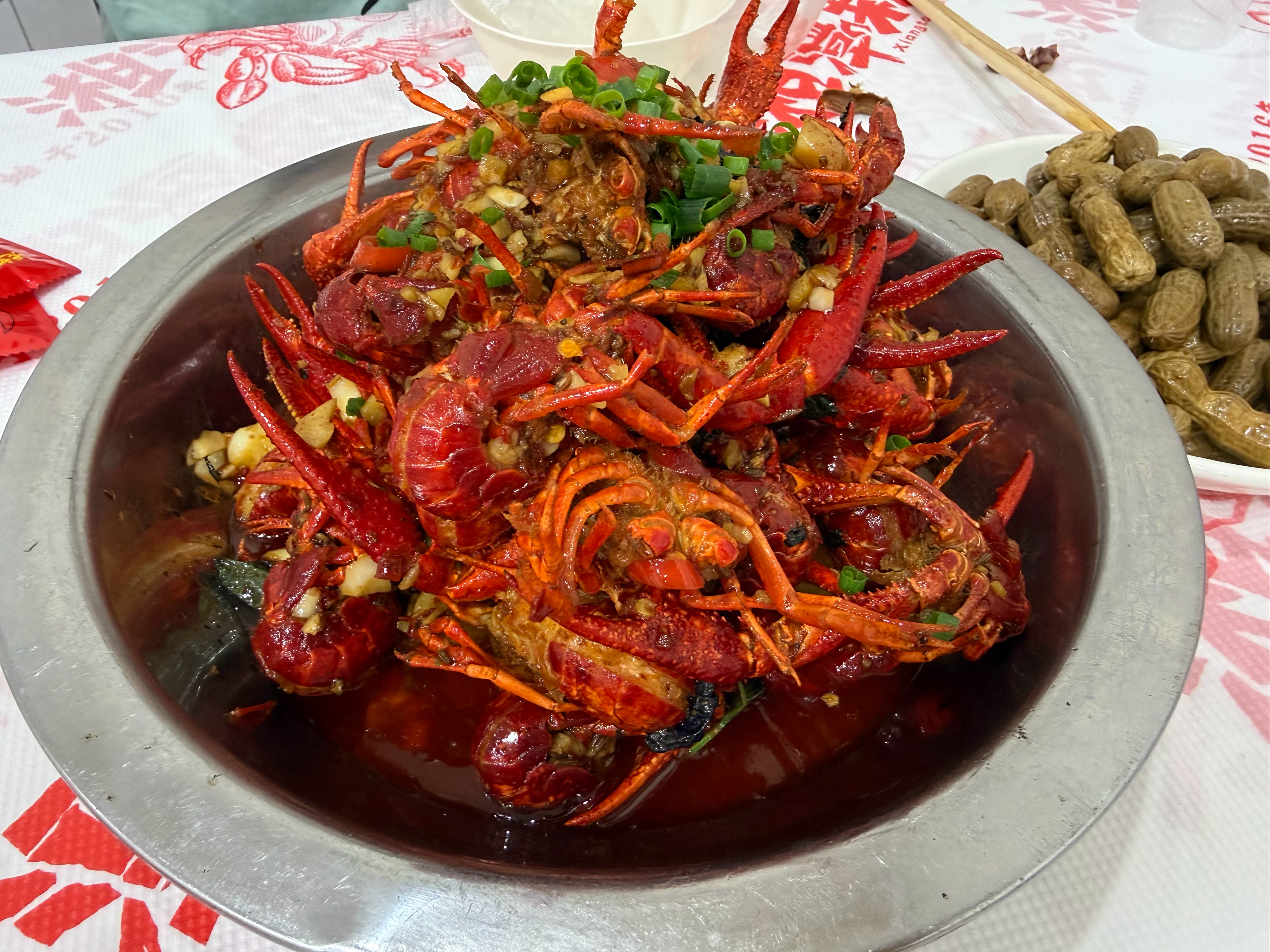 们在沪人士上次因为一碗豆浆流泪 这次又因为一些家常夜宵店的口味好吃的快要晕过去[