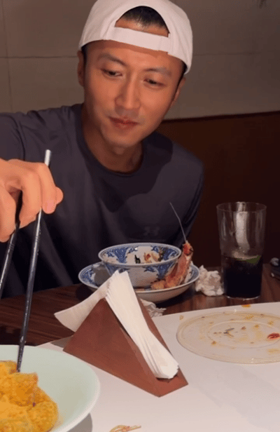 谢霆锋说用辣椒做甜品是疯了一饭封神 看这期被谢霆锋的“真香”现场逗笑，前一秒“你