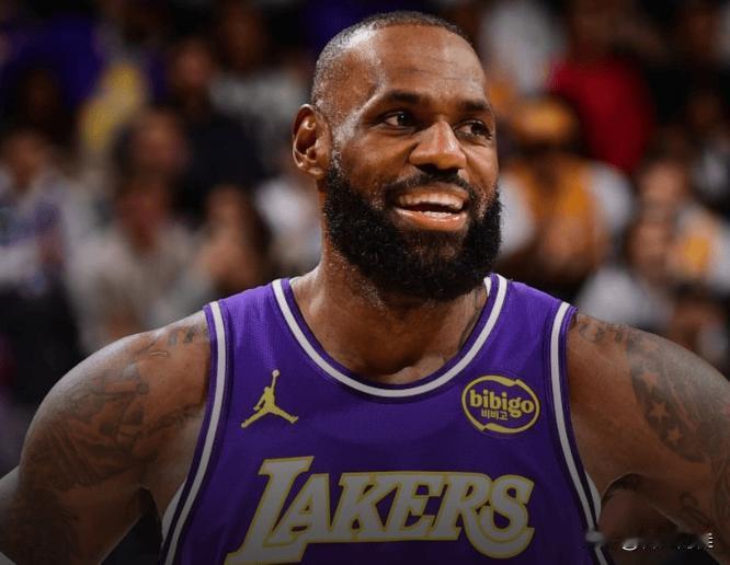 湖人交易 三赢
   三双交易，湖人送出里弗斯（1400） 八村（1800）文森