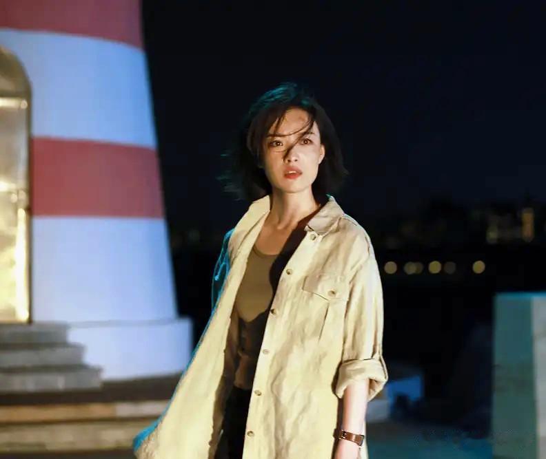 倪妮哭戏感染力有多强？

电影《消失的她》自上映以来，引起了广泛关注。影片围绕着