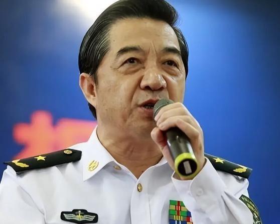 张召忠提醒：台湾是美国挖的“坑”，咱按兵不动，不是没底气是真清醒！

台海问题由