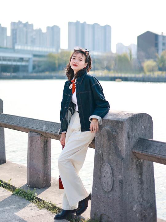 穿牛仔外套，过春天🍃