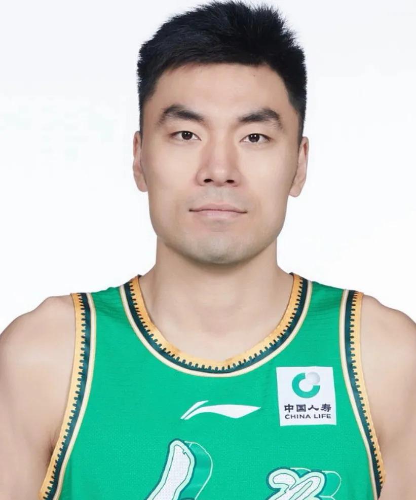 一代英雄，卸甲归田，辽宁男篮21年职业篮球球员，我们的偶像李晓旭，CBA历史丰碑