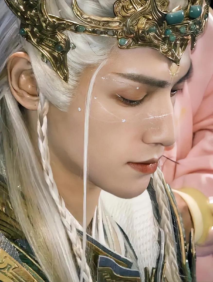 水龙吟谜一样的剧情，清纯美女阿谁，小孩子石头，都是设计好的剧情，唐俪辞还能信任谁