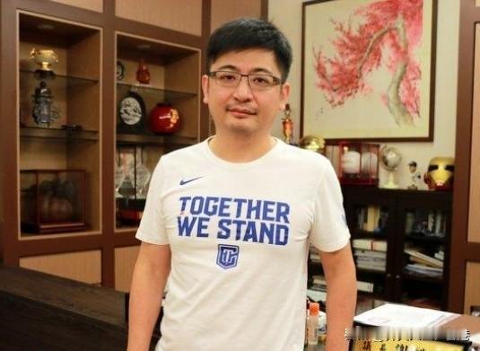 国民党危机四伏，彰化谢家“墙内斗”！

彰化县蓝委谢衣凤争取国民党提名参选县长，