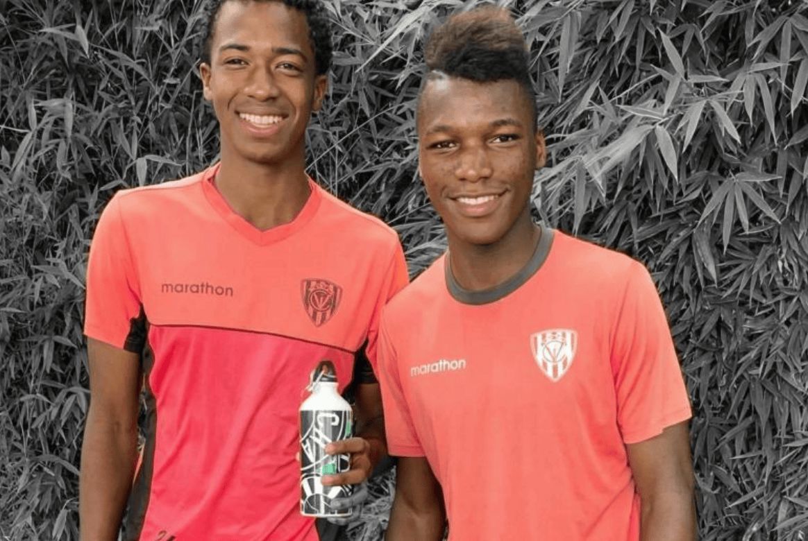 近日，《队报》发布专栏，揭秘巴黎后卫帕乔和切尔西中场凯塞多的亲密关系。两人所在的