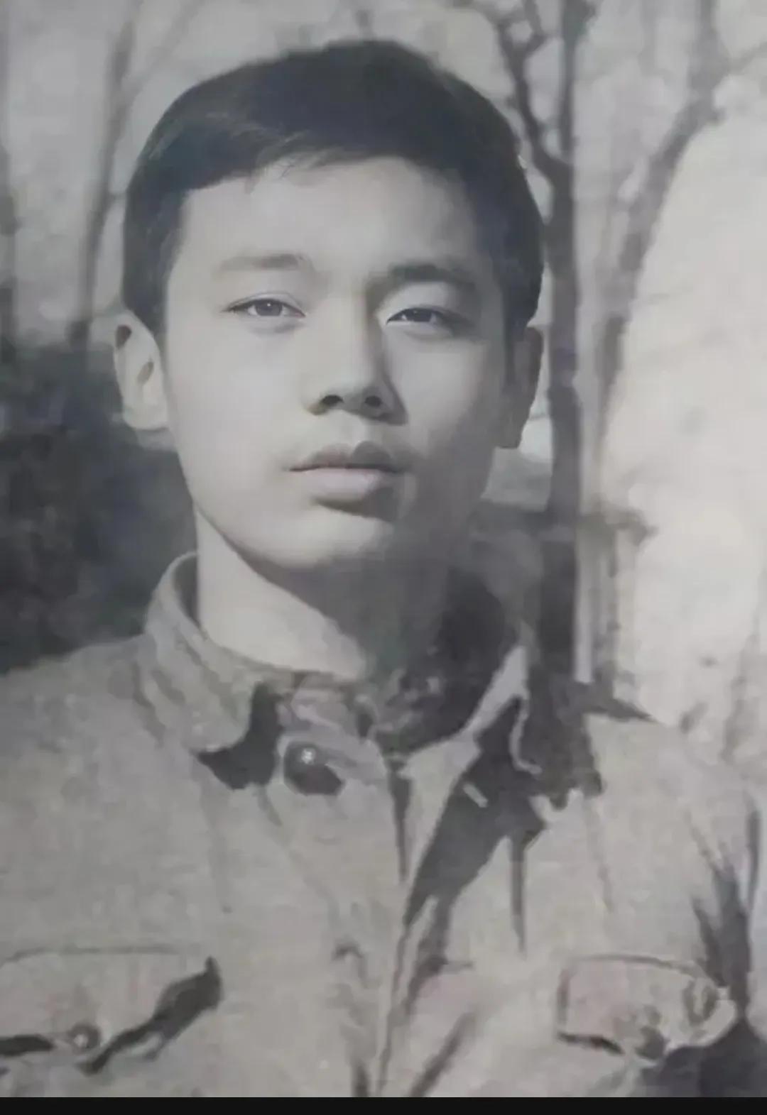 70年代，一个知青留下的镜头，当时的他来到北京昌平县兴寿公社插队，因为身体单薄，