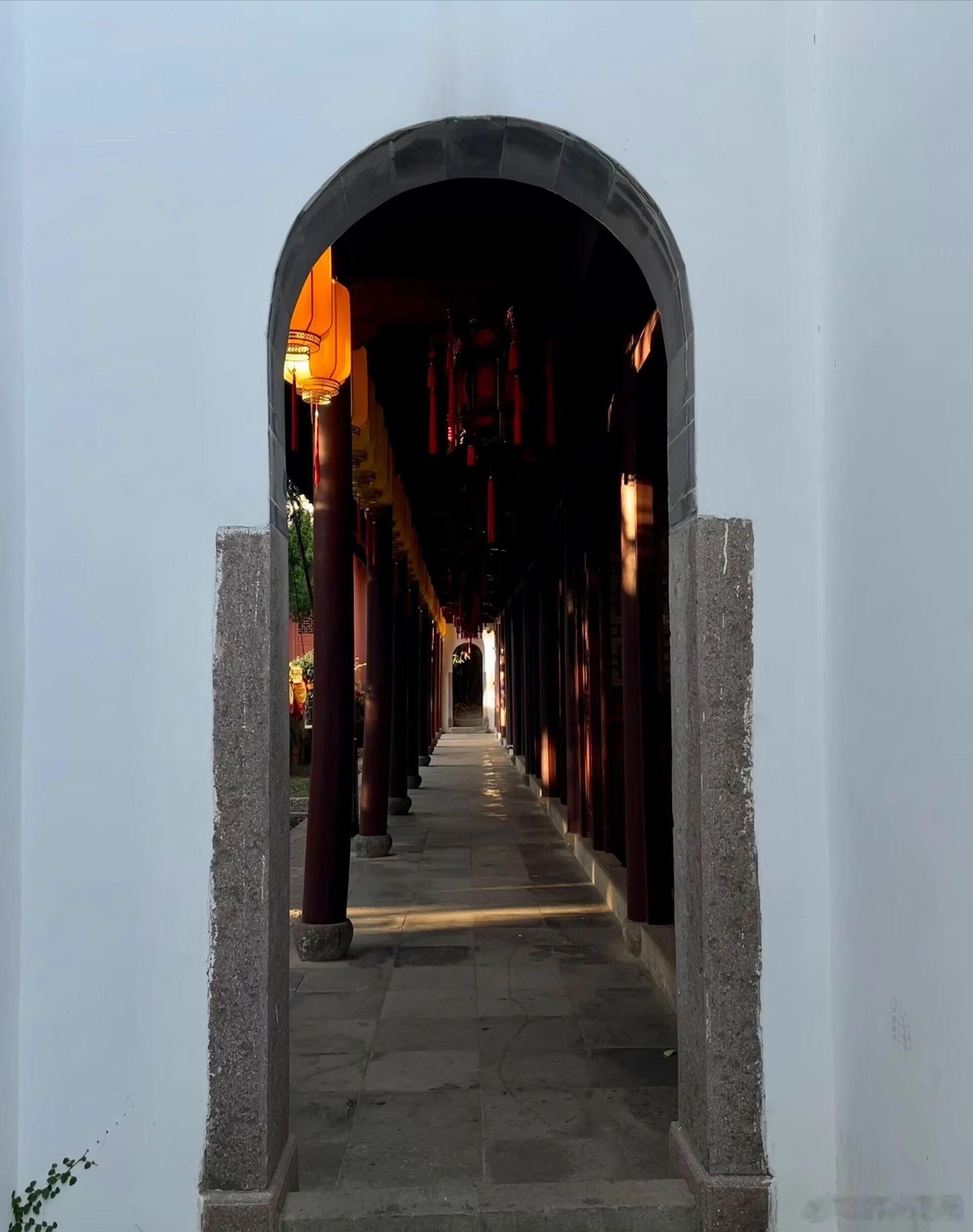 秦国有一种焦虑，那就是军功的焦虑。商鞅所做到的，古代恐无一人能达到。 商鞅的厉害