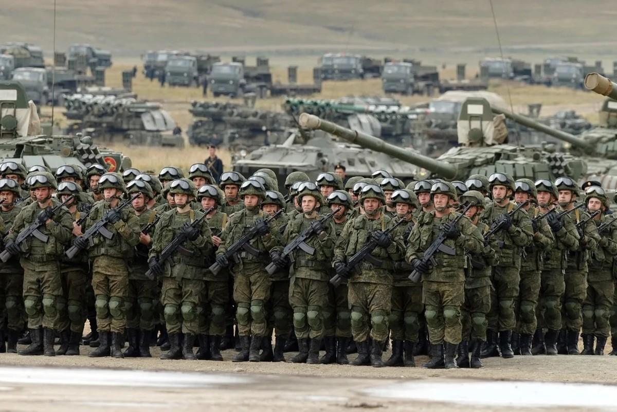 乌克兰的兵快耗尽了！俄军清扫战场，翻开尸体堆，结果发现相当一部分都不是乌克兰人，