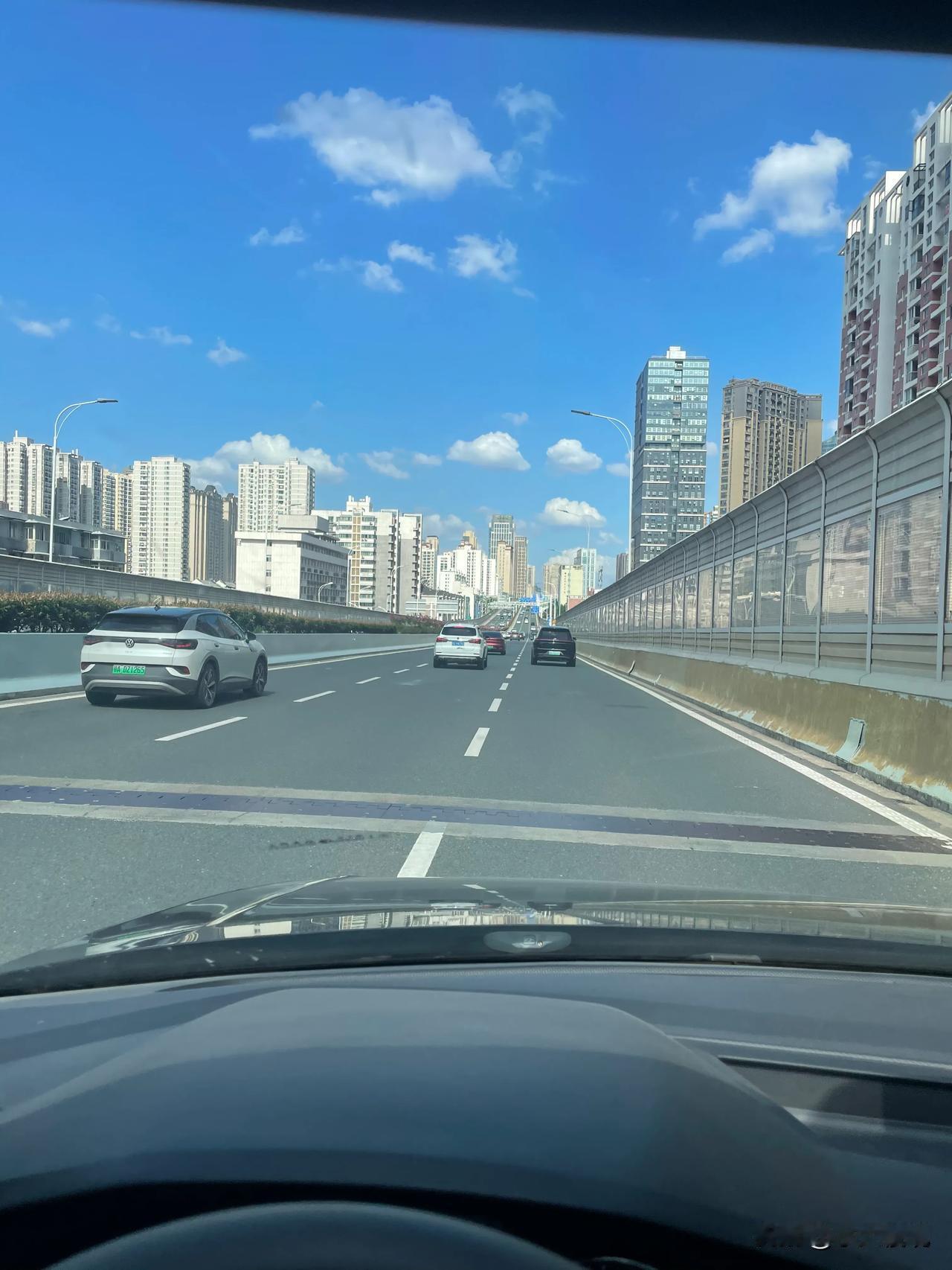 今天天气不错啊