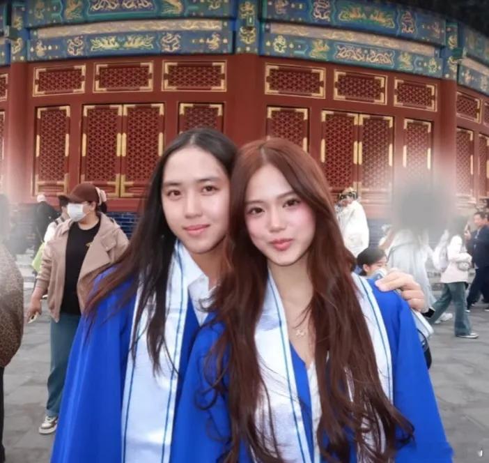 钟丽缇小女儿Cayla和同学聚会被拍，16岁就拥有超优身材比例，完美遗传妈妈基因