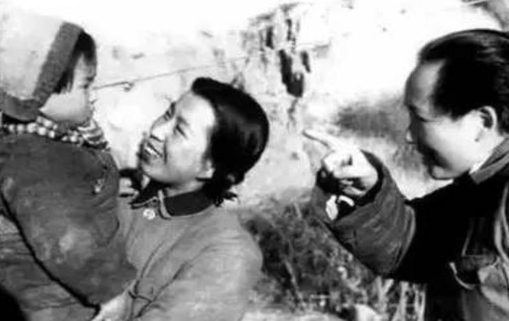 毛岸英回国后经历父亲悉心教导，五年后亲自请求父亲：我想奔赴朝鲜前线！

1946