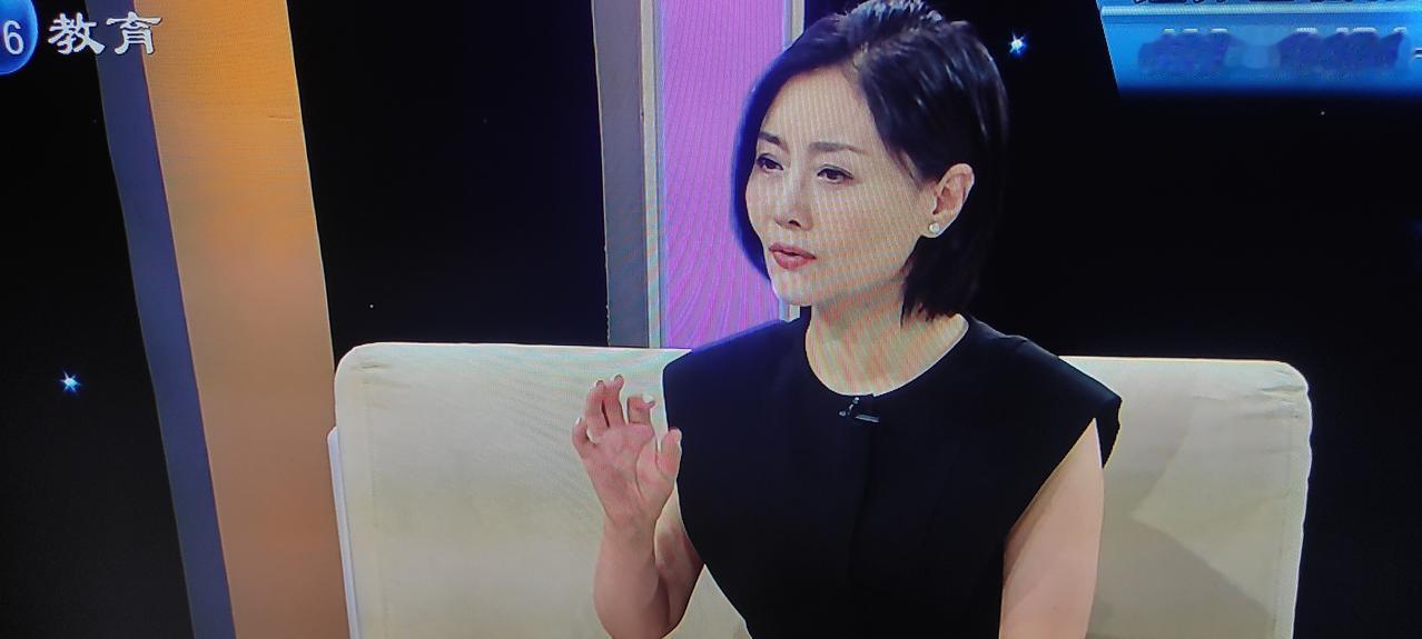 天津电视台《法眼大律师》开启新的一期节目，这期的援助律师；王增强、东方、刘英昊。