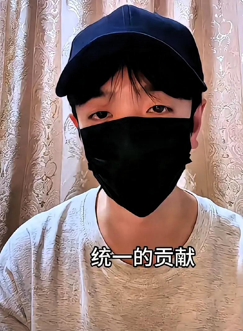 台湾小伙出主意，说解放台湾不费一枪一弹，看过的人都说这个主意不错。
 
最近网上