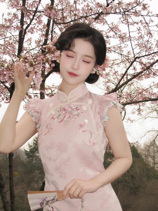 🌸繁花树下站谁都美！