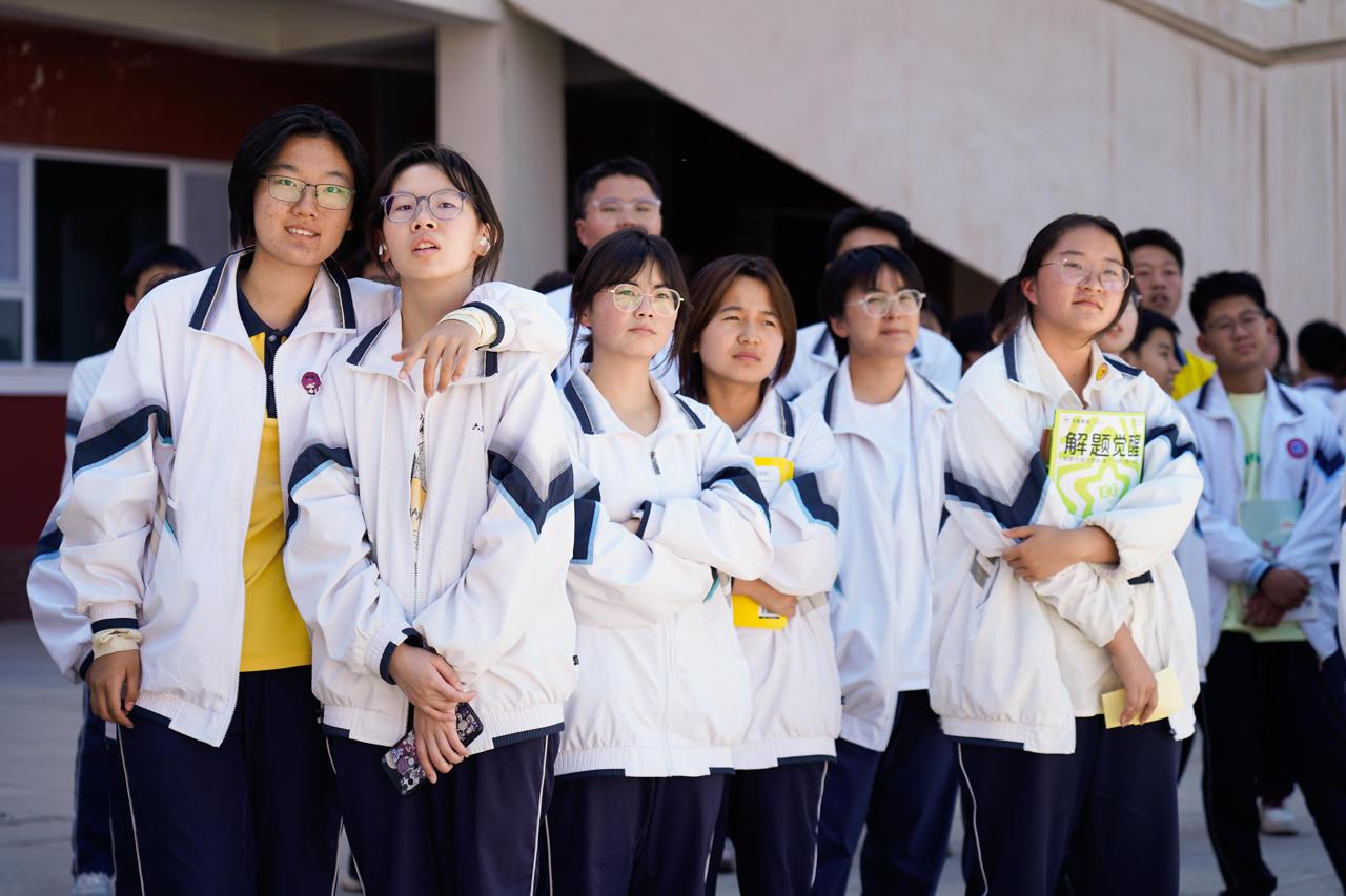 1843名学子奔赴山海! 宁夏六盘山高级中学2025届毕业典礼见证梦想启航