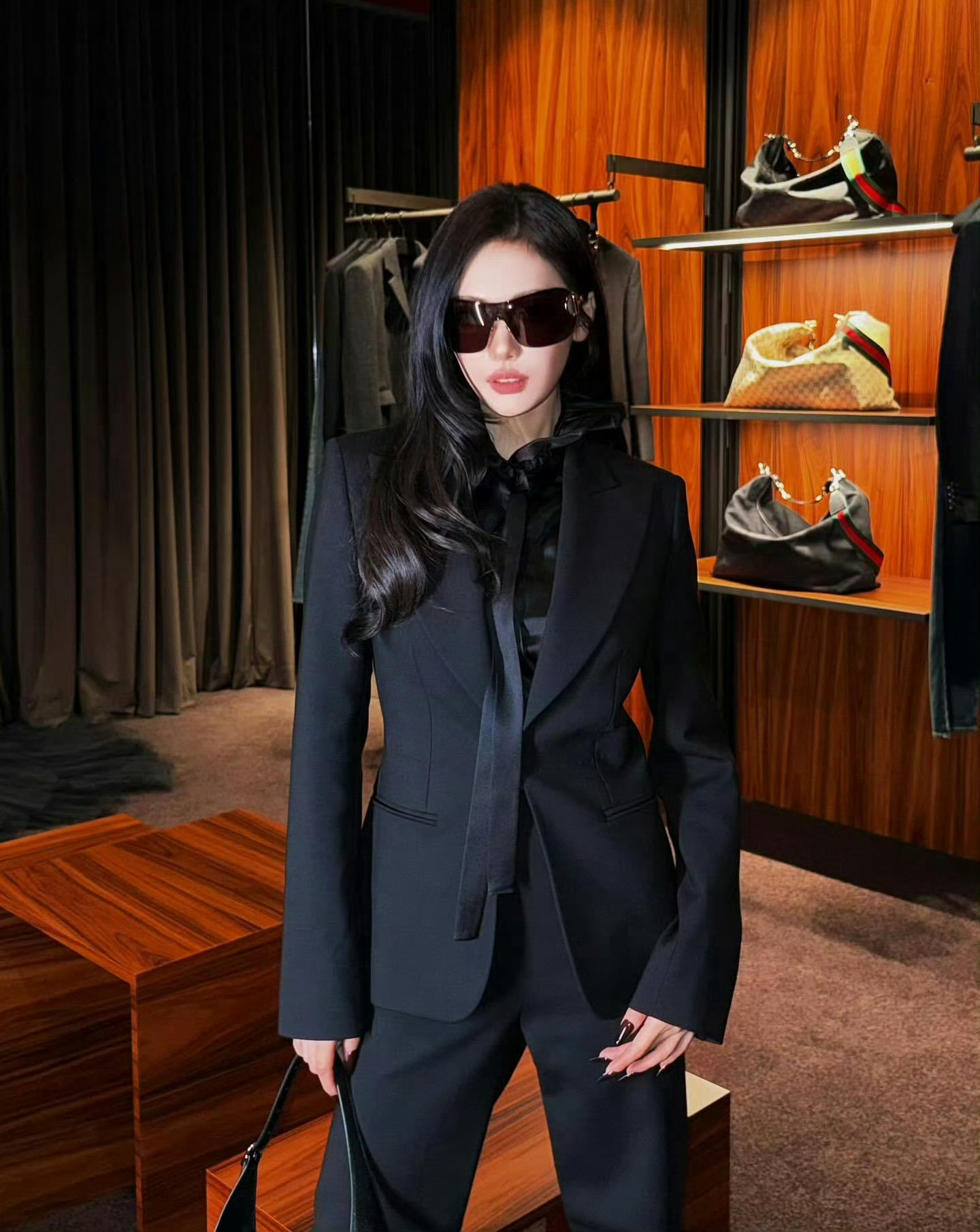 宁艺卓 × GUCCI 「La Famiglia」 by Demna 全新奢牌合