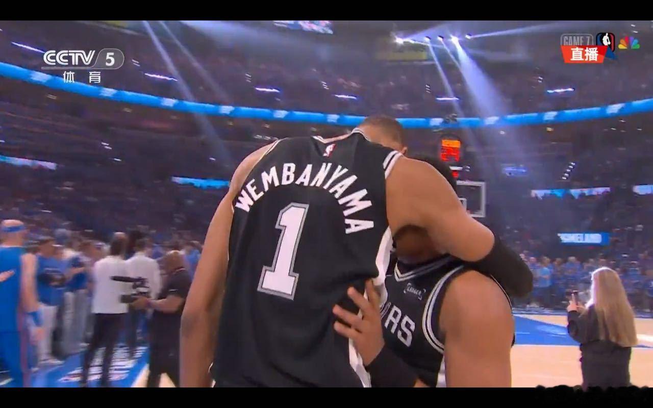 NBA生死时刻 抢七大战名场面这一球，差点改变了整个系列赛！哈滕为限制文班亚马冲