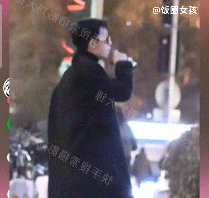 李明德喝贵价巴黎水 李明德喝水都喝巴黎水，别的水可能没有味[doge] 