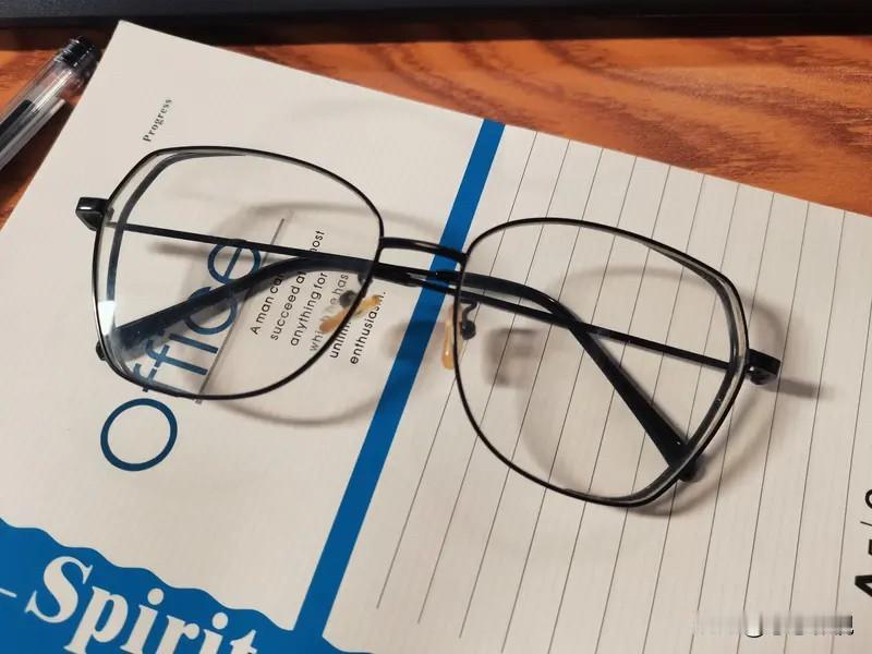 写头条能当作全职工作来做吗？
我从2023年5月起开始写头条，当初的目标就是赚钱