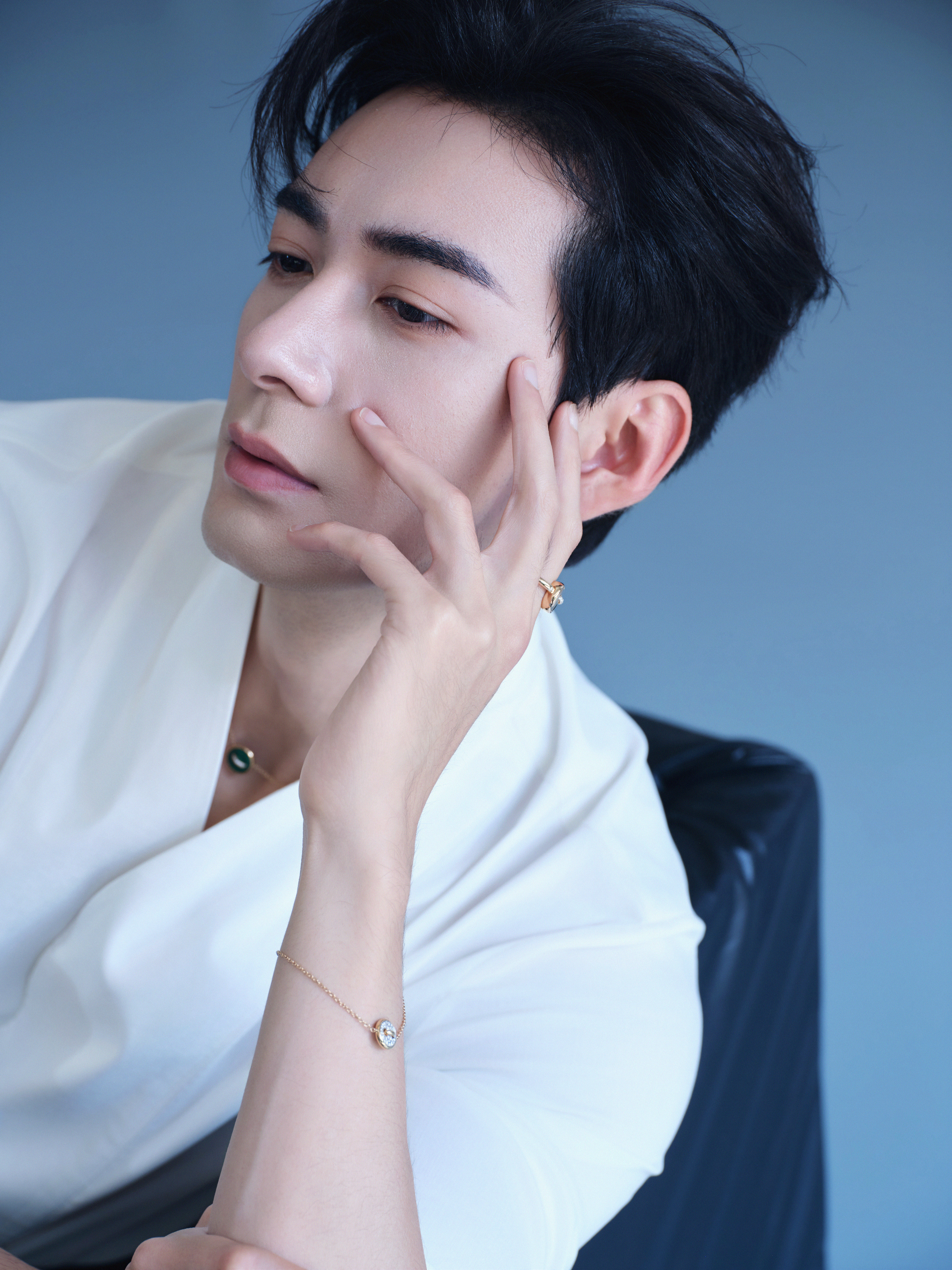 怼脸让我深刻体会到浓颜的权威性！！！！赫莲娜品牌挚友陈星旭