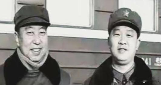 曹万贵自1968年便跟随华国锋工作，从湖南时期开始，一路相伴相守，一干就是四十余