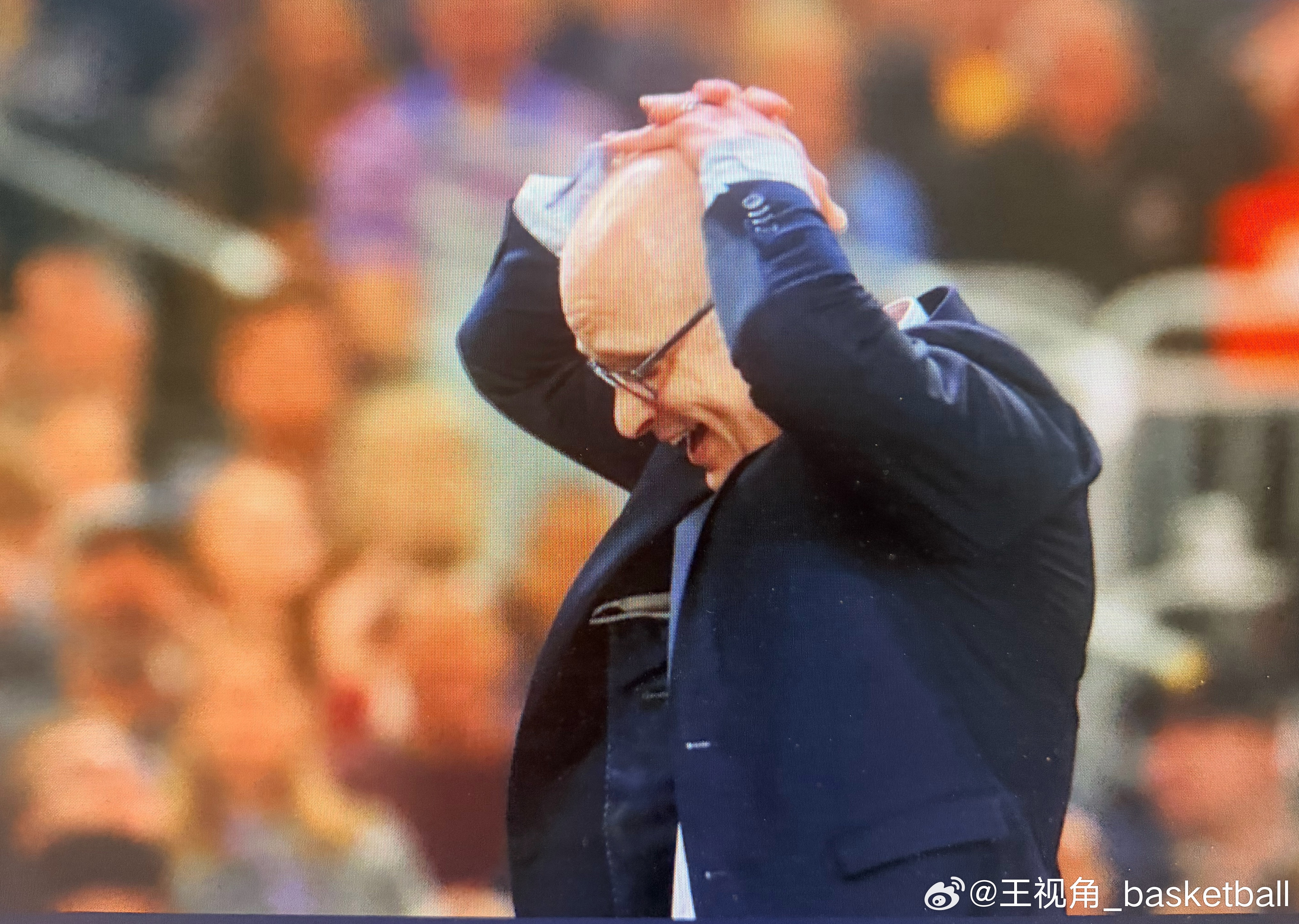 功亏一篑，密歇根大学的防守太强悍了！密歇根大学击溃康涅狄格大学时隔37年第二次捧