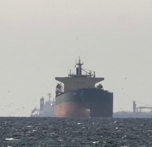 论战略价值，可去保护马六甲，巴拿马，就问美国同不同意？你美以挑起了战争，让全球为