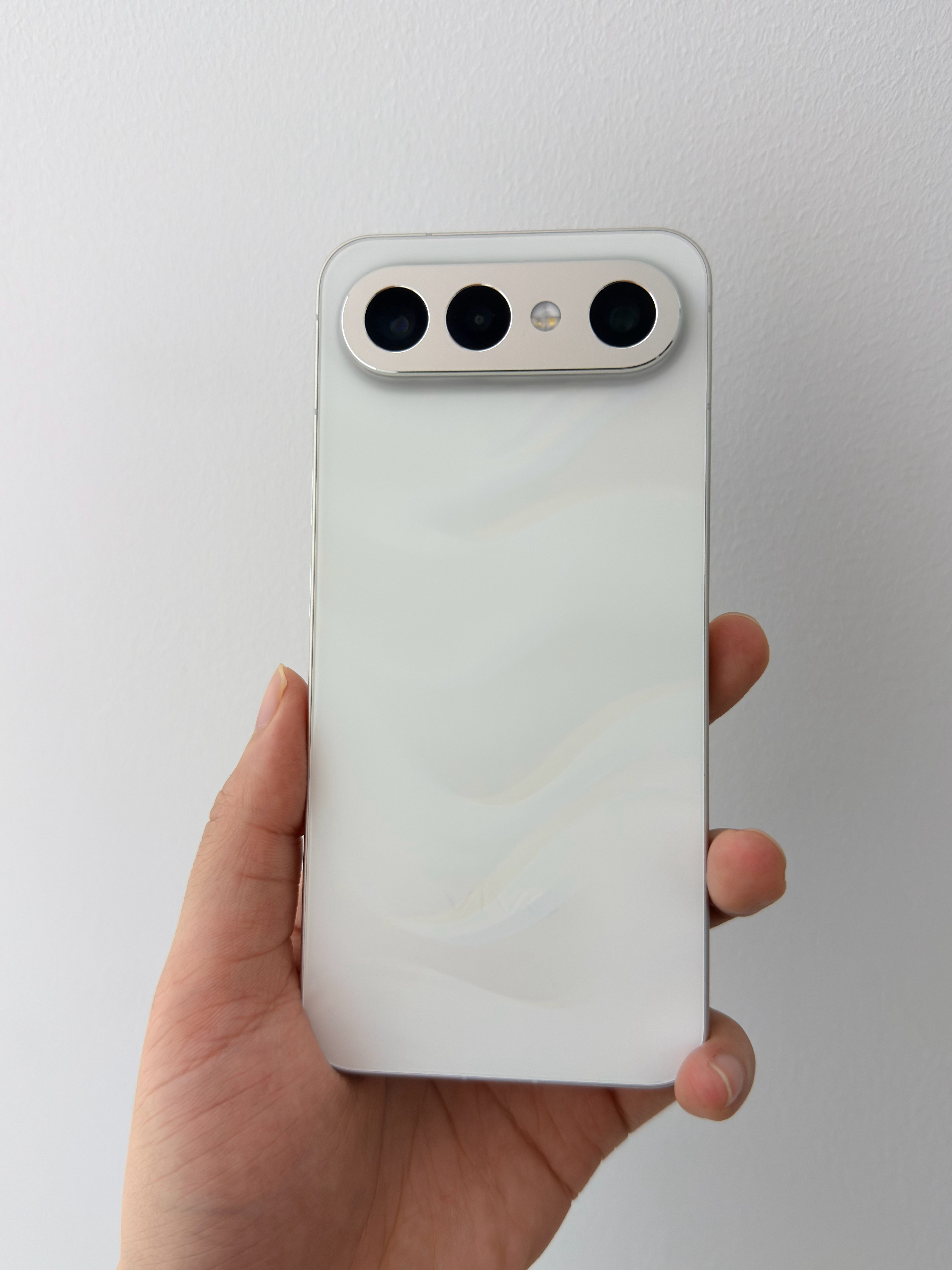 vivo S50 Pro mini全色上手告白、灵感紫、深空黑你们最喜欢哪款～ 