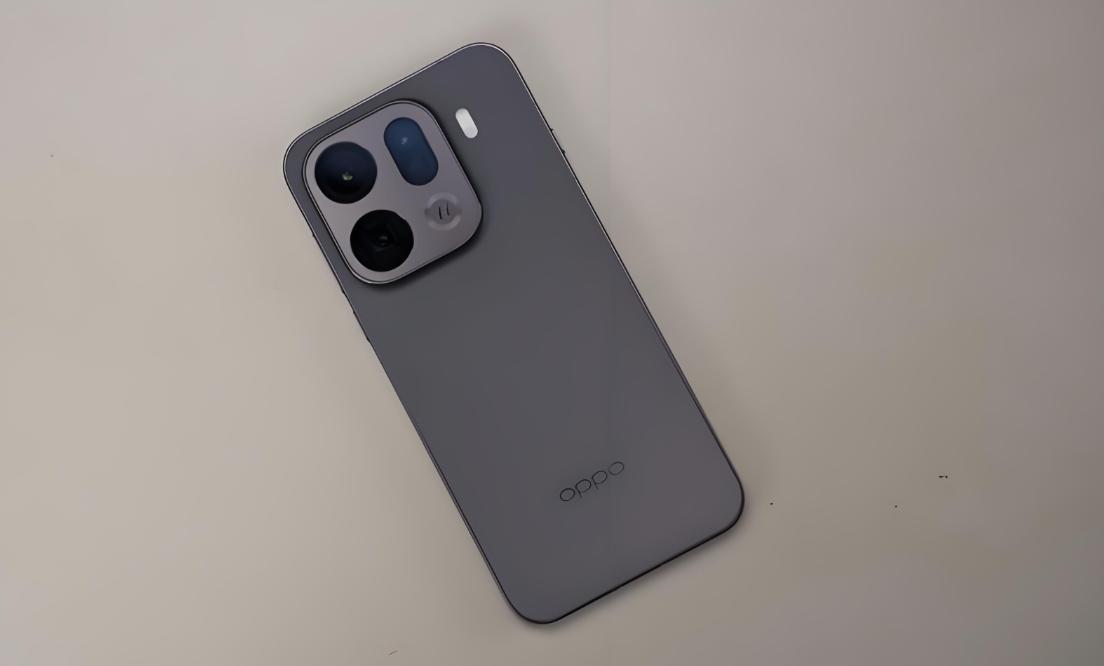 2亿长焦：是黑科技还是智商税？
处理器和影像成了核心赛道，尤其是影像，像素从12