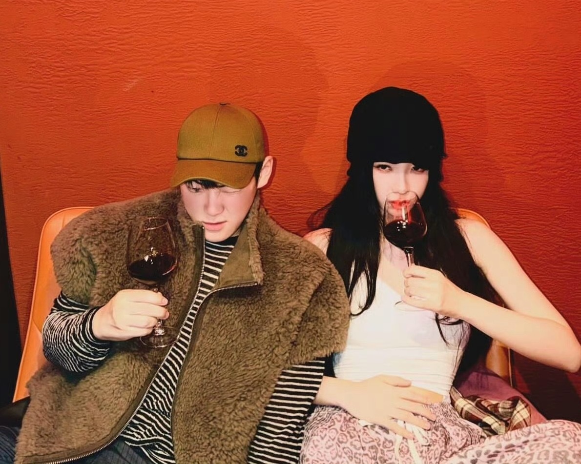 ？内鱼又来新人小花了… 