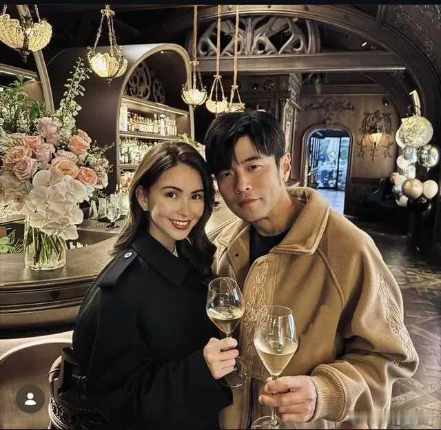 周董的婚姻幸福秘籍：“happy wife，happy life”——“老婆开心