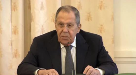 美国拦不住了！俄罗斯官宣对伊朗军售大单，拉夫罗夫一句话怼得美方哑口无言。

就在