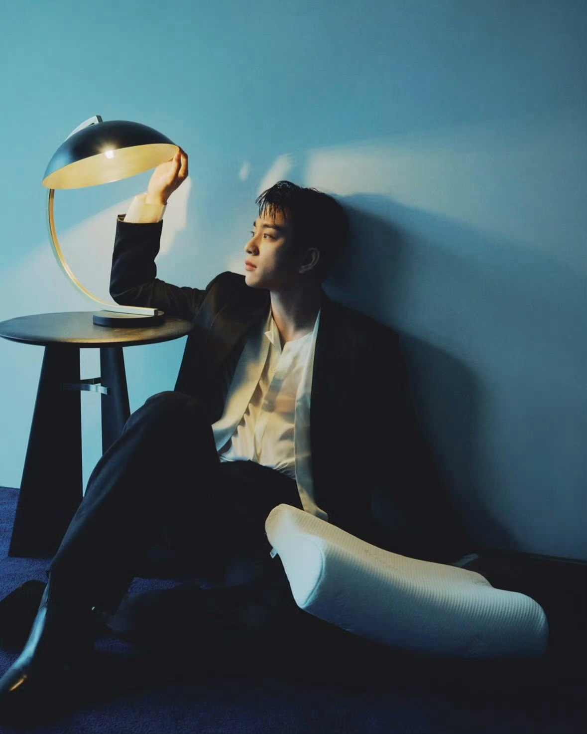 朴珍荣 VOGUE KOREA 📷💙 TEMPUR专题画报，蓝调的光影时刻。