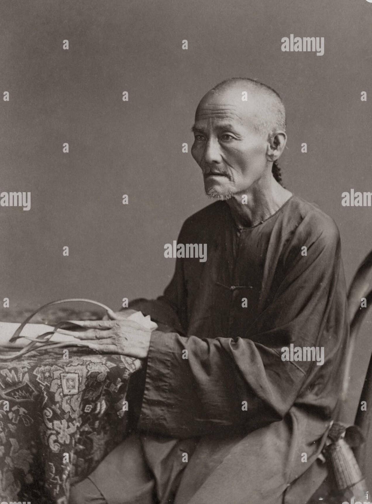 长指甲的男子，1890 年 ​​​